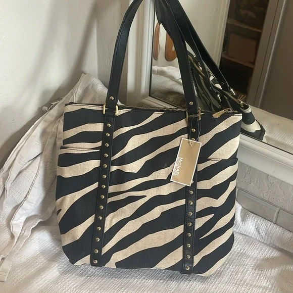 MICHAEL KORS - zebra print jet set studded tote - NWT - Picture 2 of 14